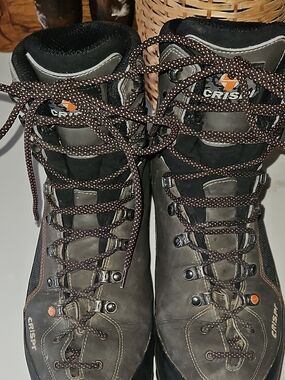 Crispi Men's Brown Leather Hiking Boots - Lace-Up Waterproof Support